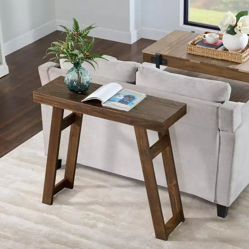 Consolle in legno massello Lawas di Alaterre Furniture - Tavolino da ingresso piccolo in stile moderno coloniale di 91 cm