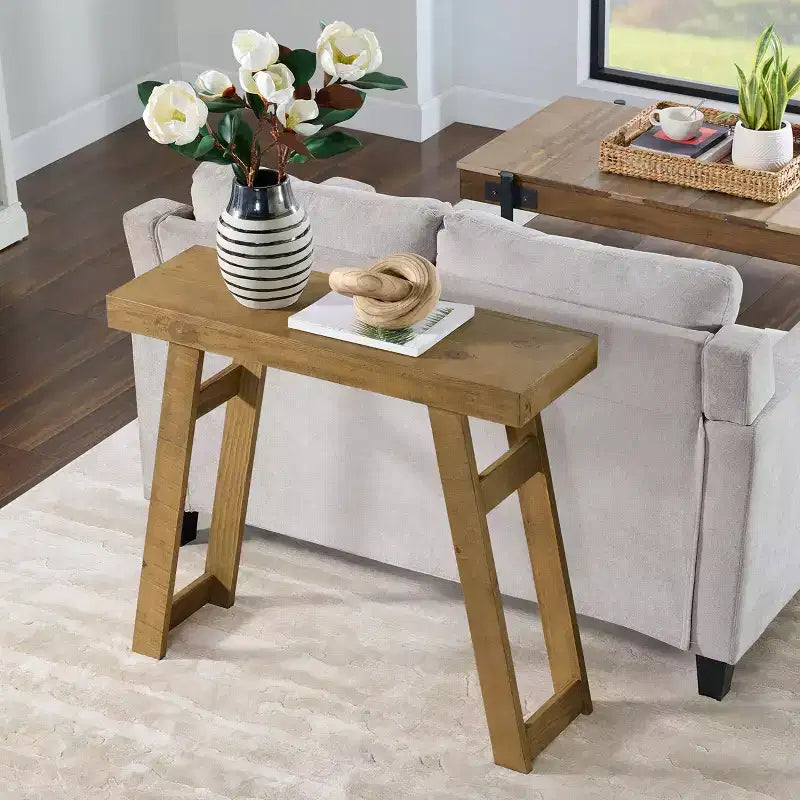 Consolle in legno massello Lawas di Alaterre Furniture - Tavolino da ingresso piccolo in stile moderno coloniale di 91 cm